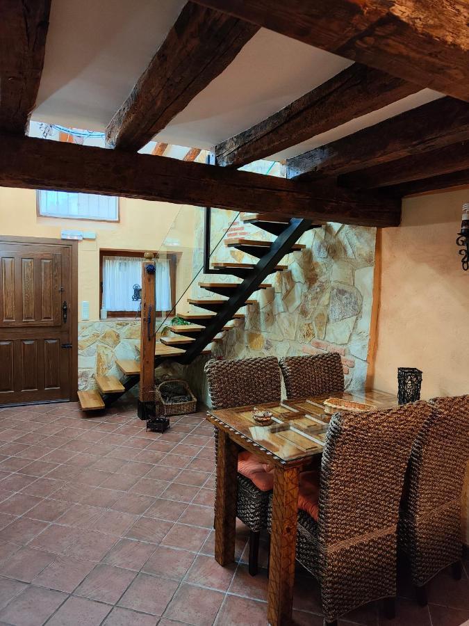 Casa Vieja Tabanera A 8 Min De Segoia Vendégház Tabanera del Monte Kültér fotó