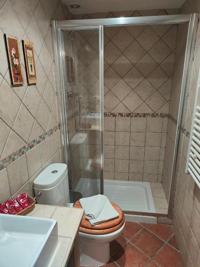 Casa Vieja Tabanera A 8 Min De Segoia Vendégház Tabanera del Monte Kültér fotó