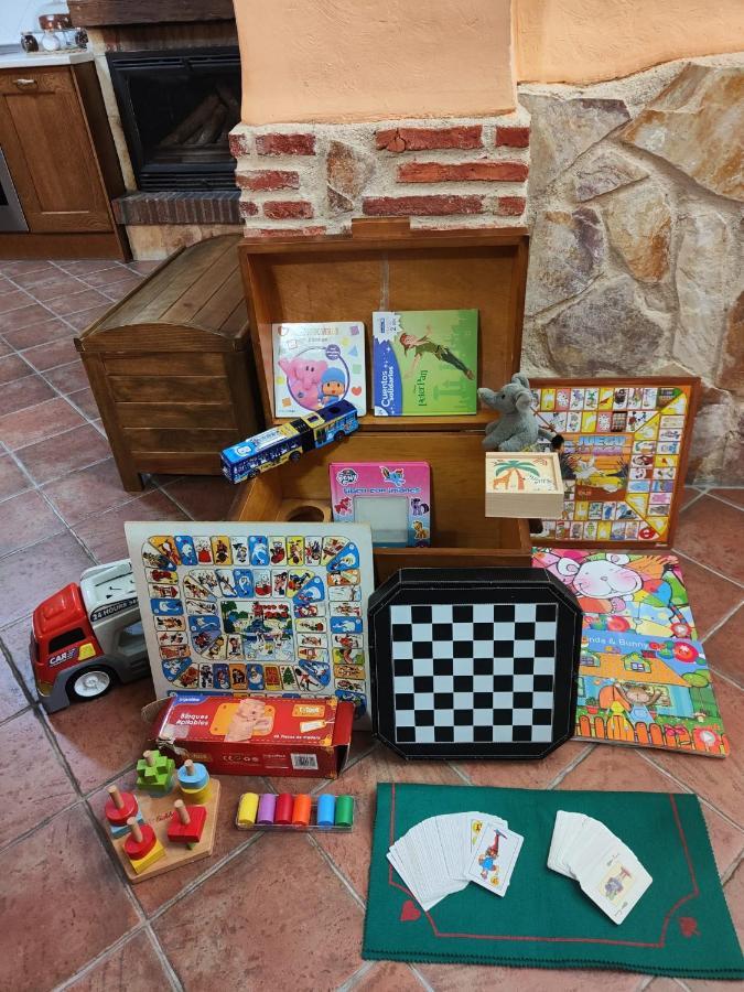 Casa Vieja Tabanera A 8 Min De Segoia Vendégház Tabanera del Monte Kültér fotó