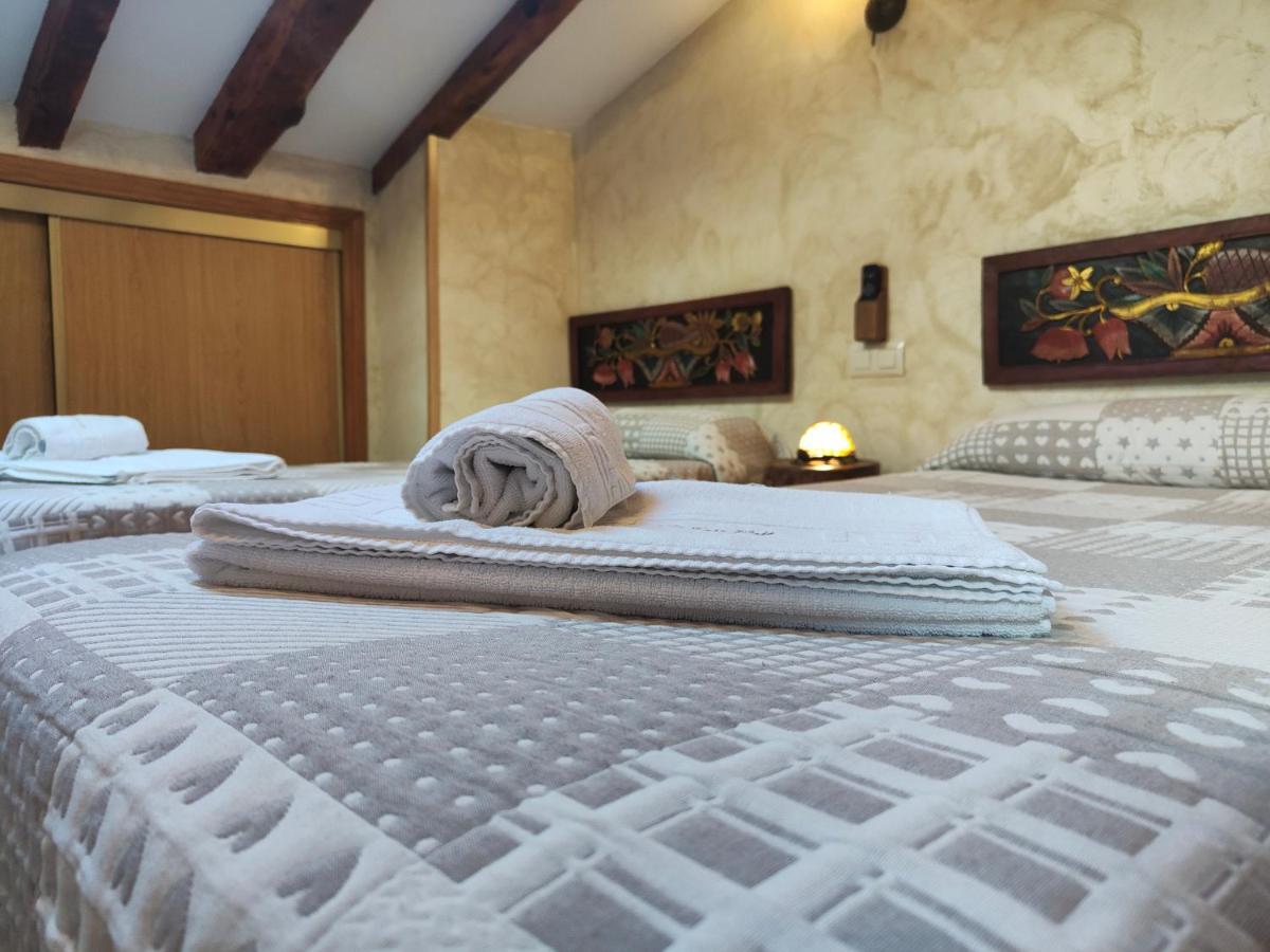 Casa Vieja Tabanera A 8 Min De Segoia Vendégház Tabanera del Monte Kültér fotó