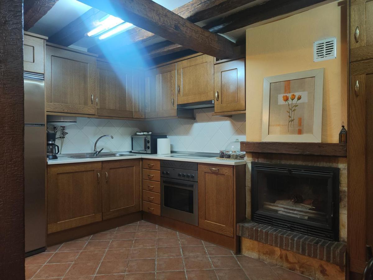 Casa Vieja Tabanera A 8 Min De Segoia Vendégház Tabanera del Monte Kültér fotó